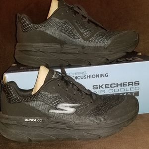 Skechers mens 10 black